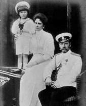 Nicholas mit Alexandra & Sohn